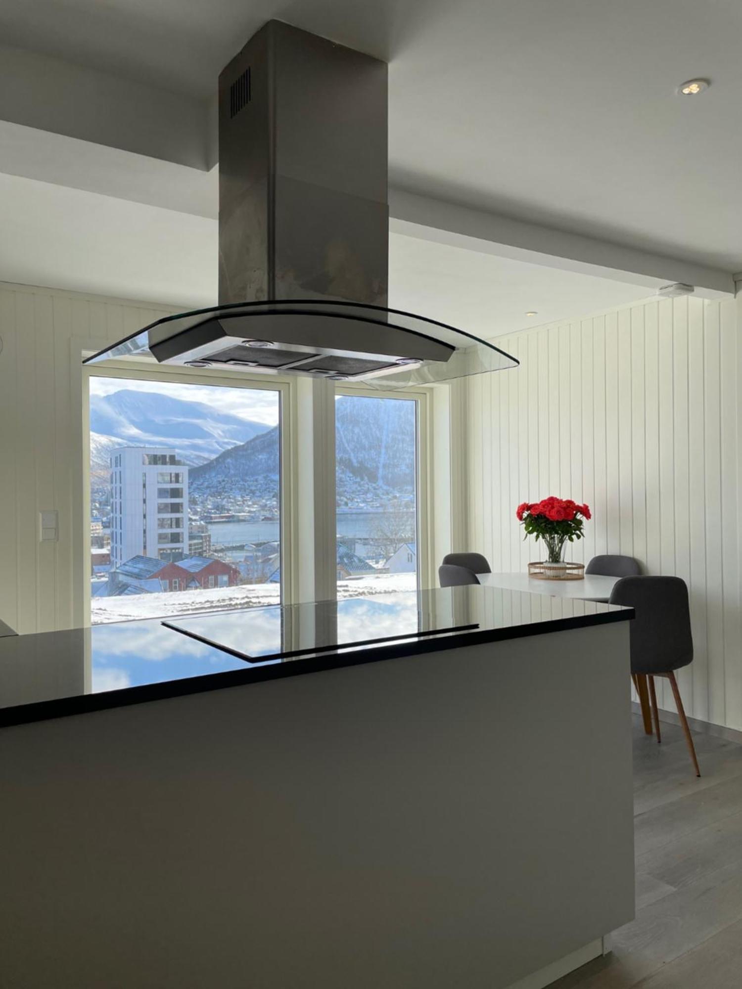 Ferienwohnung Tromso Skyline Sanctuary Exterior foto